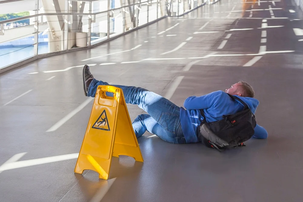 Best Slip and Fall Lawyer: 5 Smart Ways to Spot the Real Deal Before You Sign